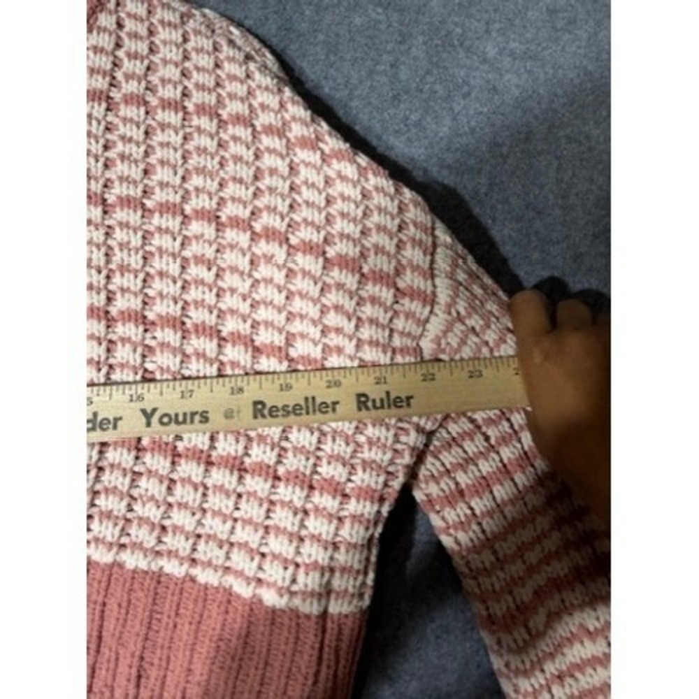 Altard State Pink Cream Textured Striped Cropped Knit Sweater XS ASWS-233-043-24 - Picture 5 of 8